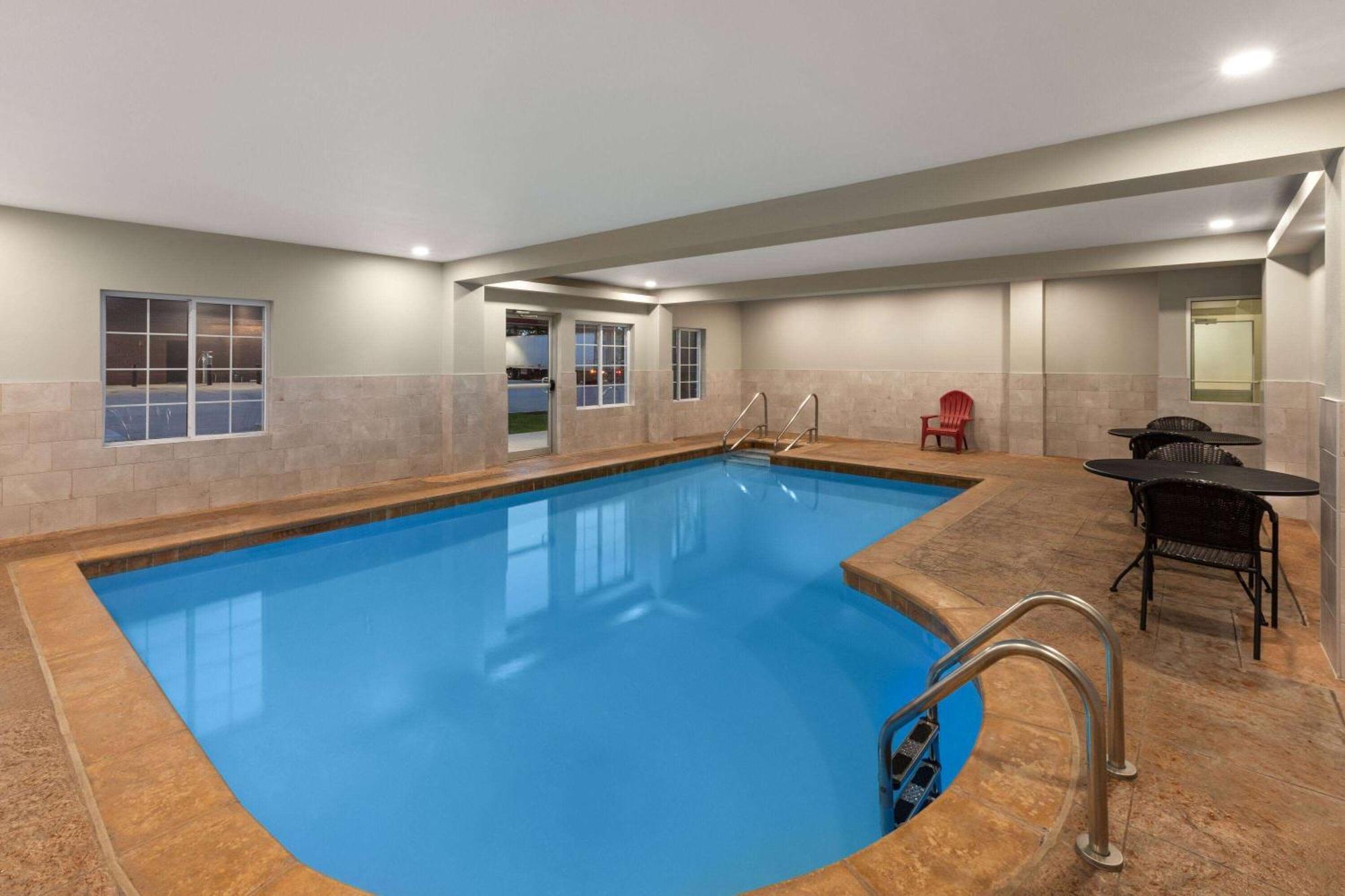 La Quinta By Wyndham Mcalester Exterior photo