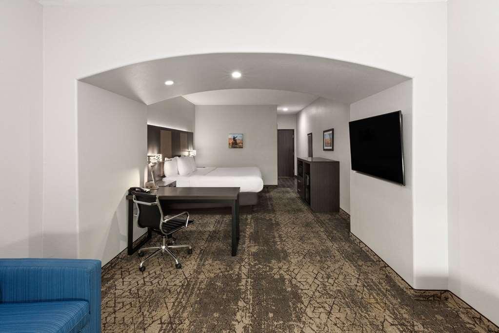 La Quinta By Wyndham Mcalester Room photo